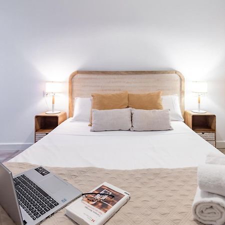 Apartament Travel Habitat Ayuntamiento Walencja Zewnętrze zdjęcie
