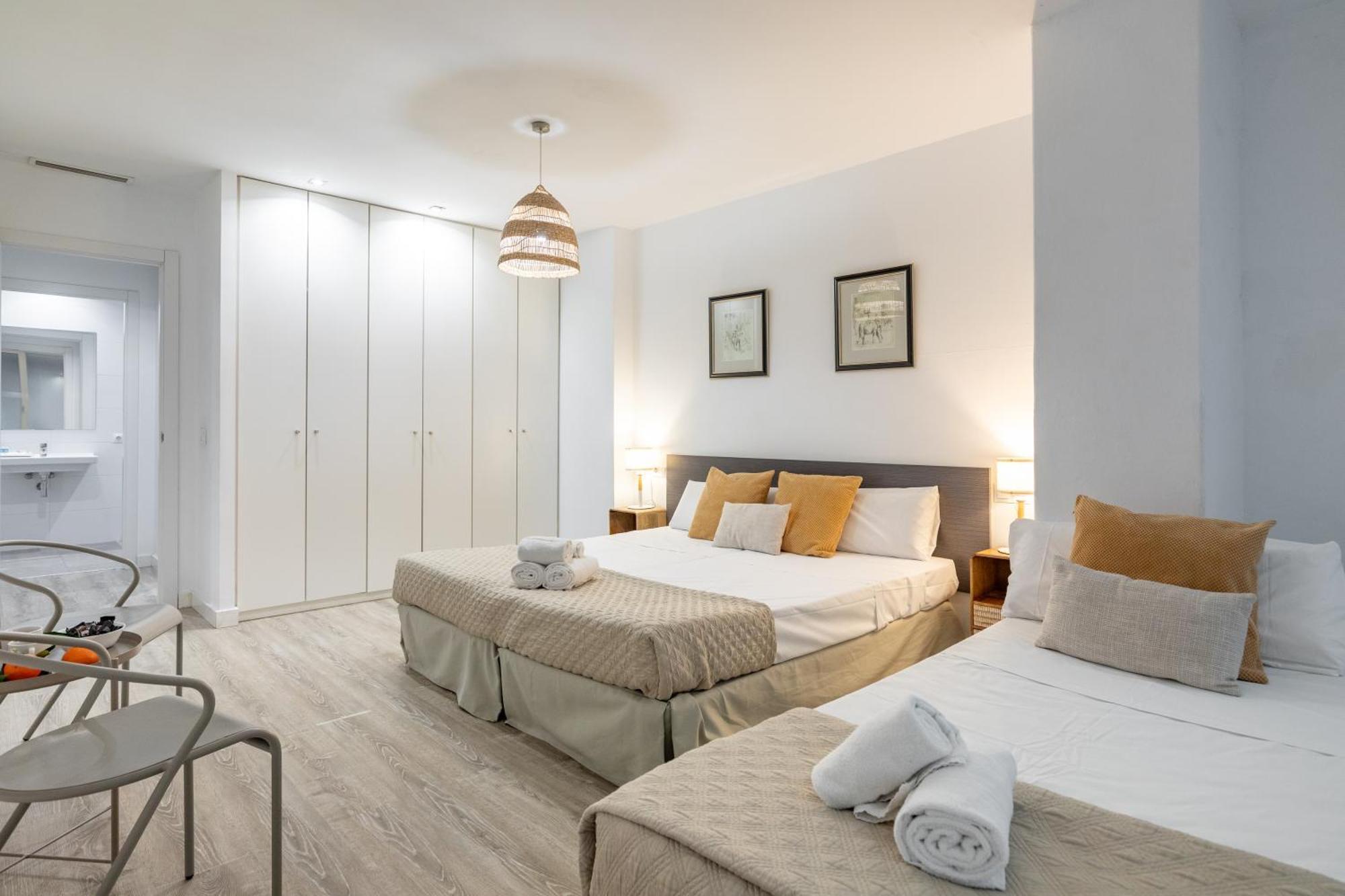 Apartament Travel Habitat Ayuntamiento Walencja Zewnętrze zdjęcie